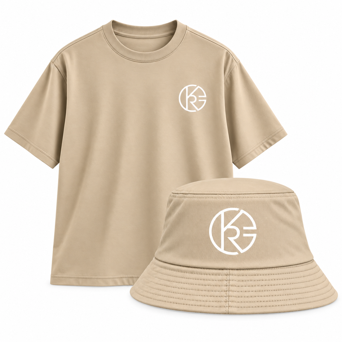 Camiseta Beige + Bucket Hat